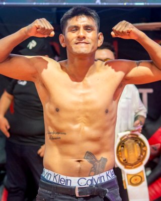 Rolando Flores